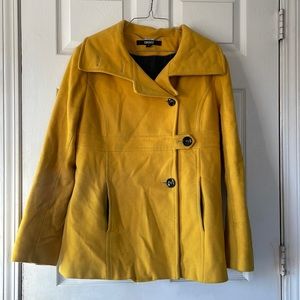 DKNY yellow pea coat tench soft winter cold single breasted elegant coat size 8